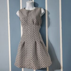 Sans Souci Monochrome Patterned Mini Dress